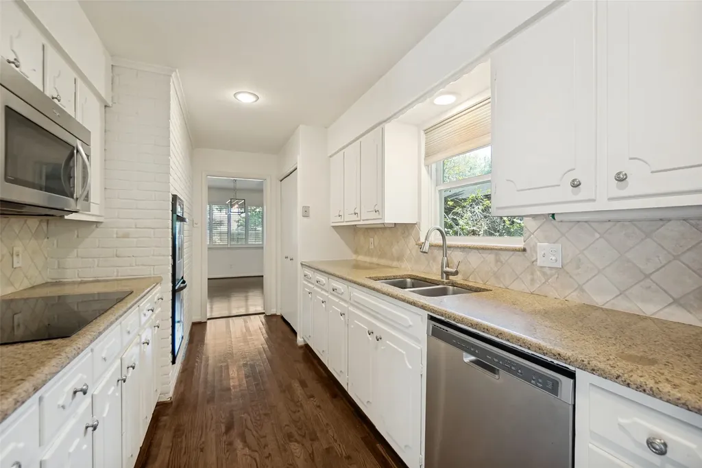6207 Berwyn Lane Dallas TX 75214