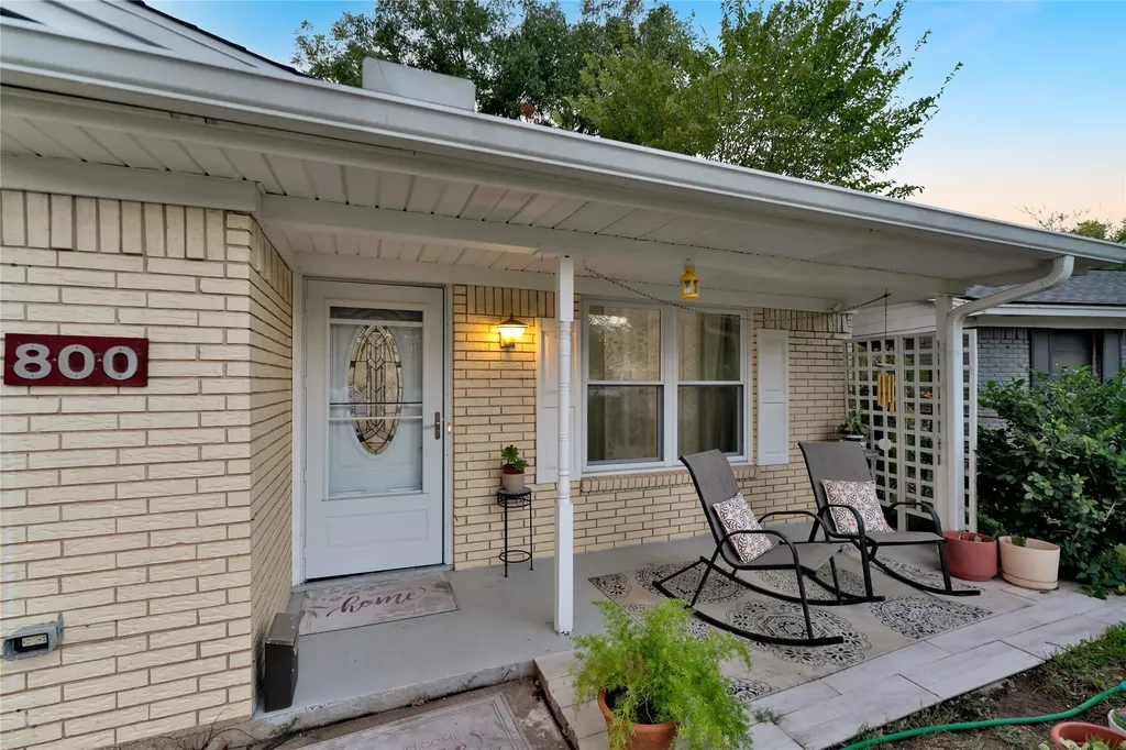 800 Patricia Street Irving TX 75060