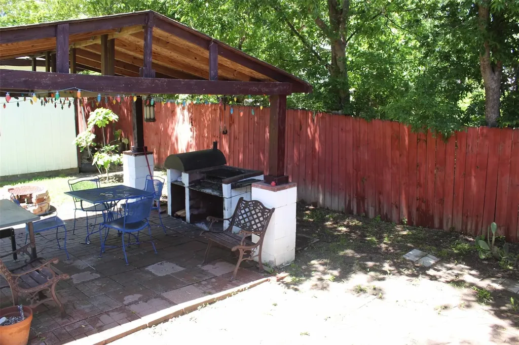 109 Brunswick Lane Mesquite TX 75149