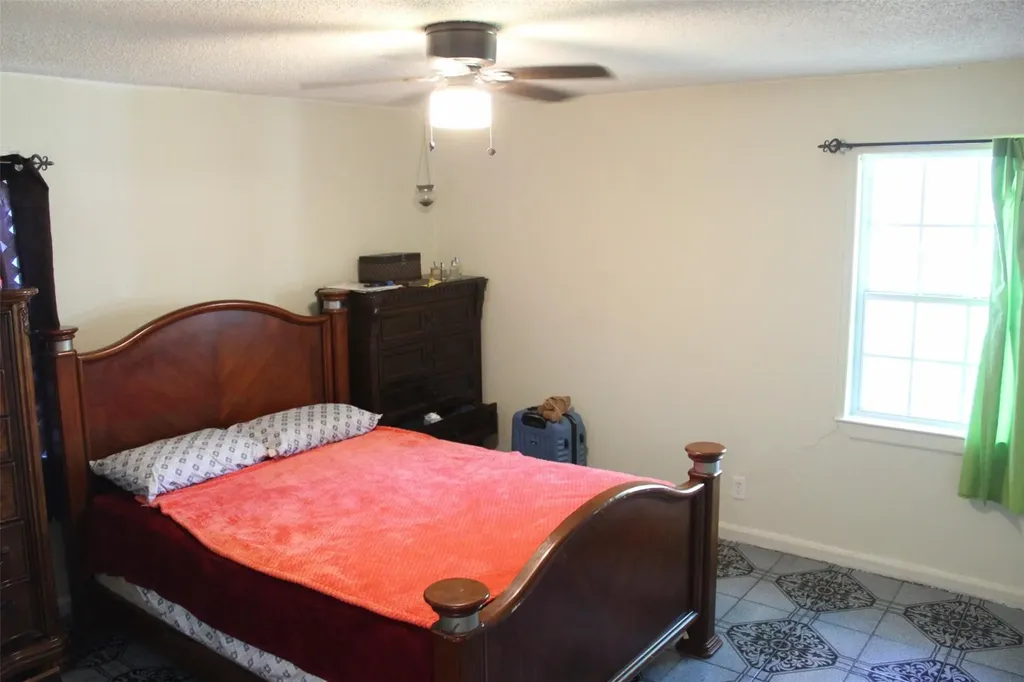 109 Brunswick Lane Mesquite TX 75149
