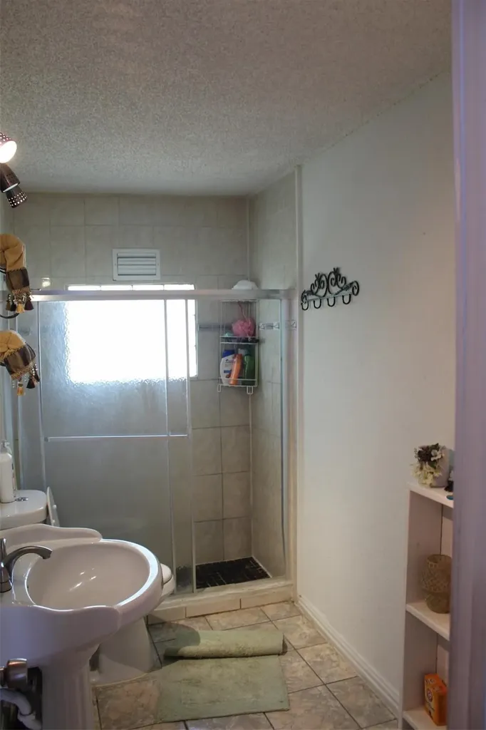 109 Brunswick Lane Mesquite TX 75149