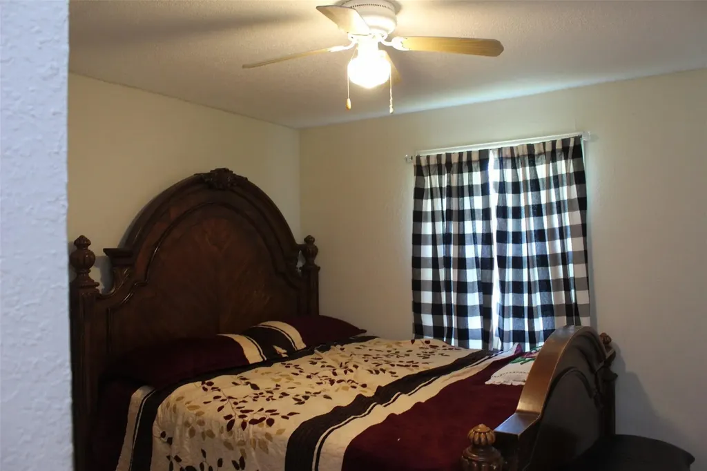 109 Brunswick Lane Mesquite TX 75149