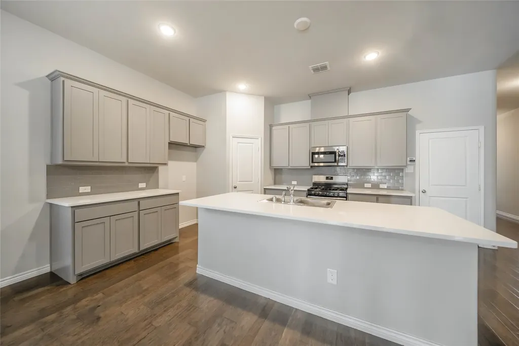 3716 Peach Blossom Road Fort Worth TX 76244