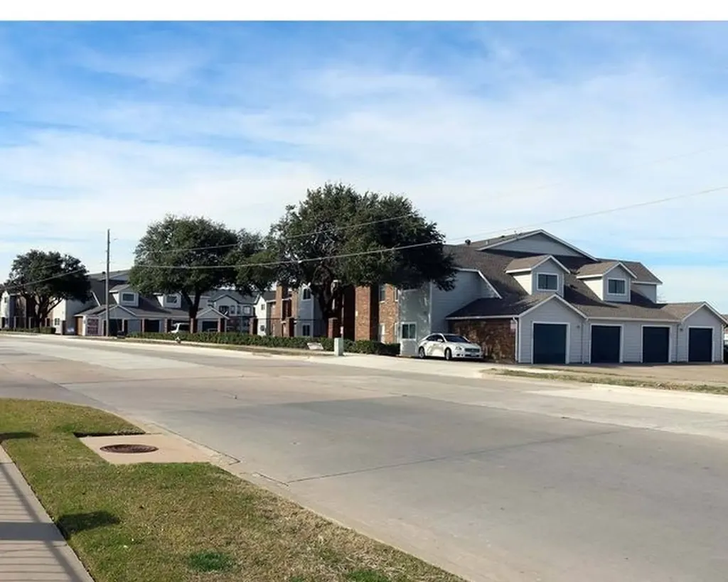 141 Valley View Drive Lewisville TX 75067