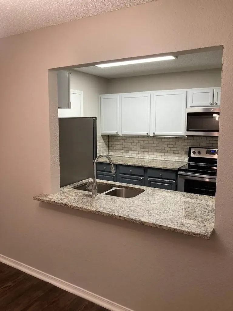 141 Valley View Drive Lewisville TX 75067