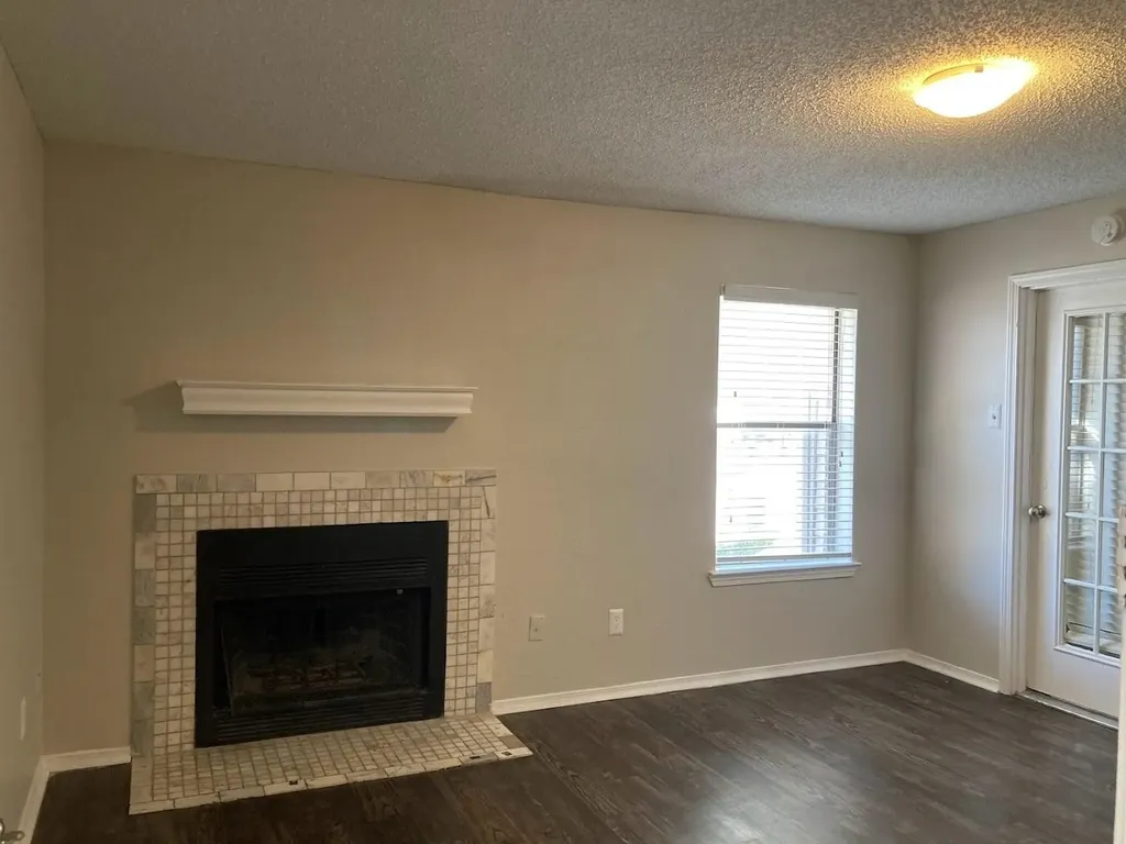 141 Valley View Drive Lewisville TX 75067