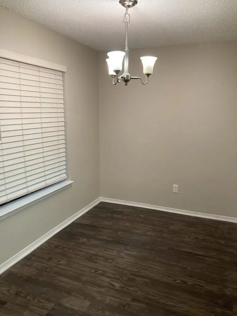 141 Valley View Drive Lewisville TX 75067