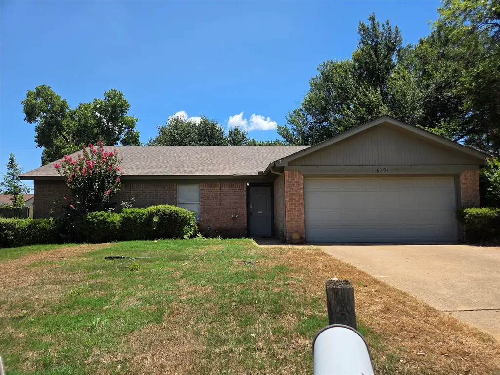 6101 Cool Springs Drive Arlington TX 76001