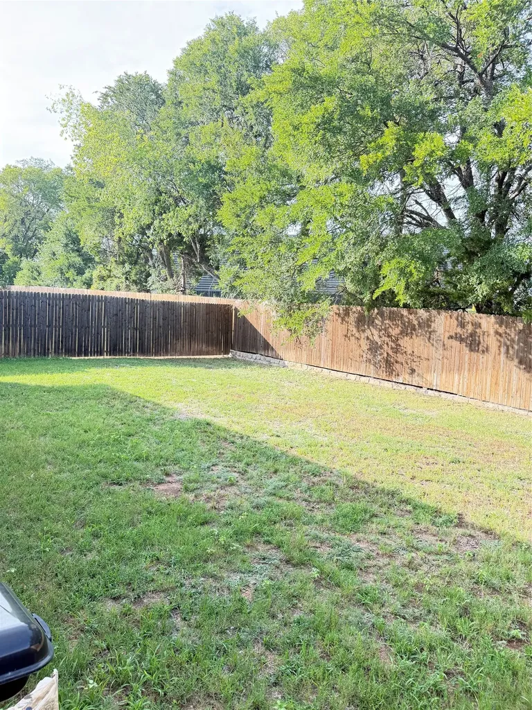 1304 Broaddus Road Forney TX 75126