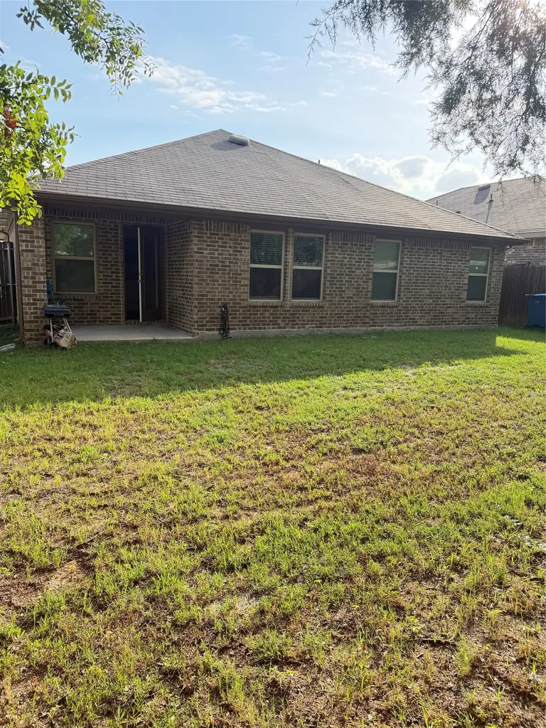 1304 Broaddus Road Forney TX 75126