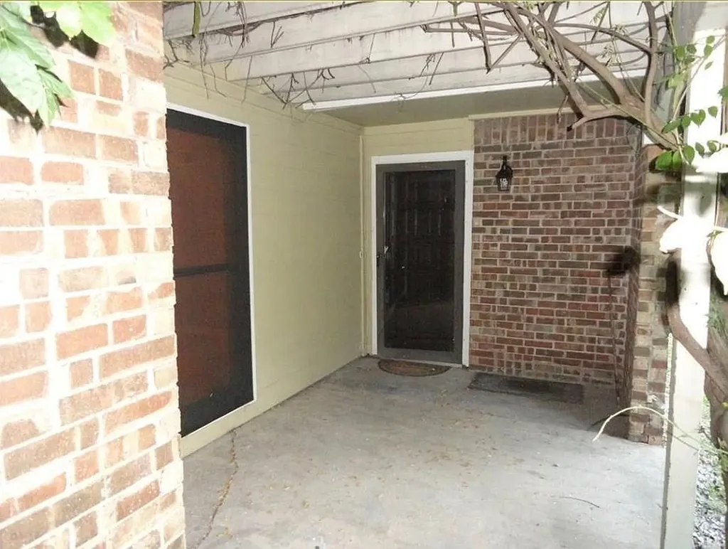 2717 Meadowstone Court Carrollton TX 75006
