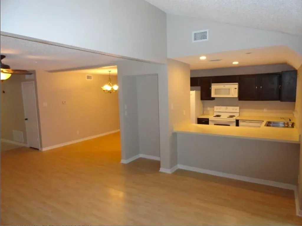 2717 Meadowstone Court Carrollton TX 75006