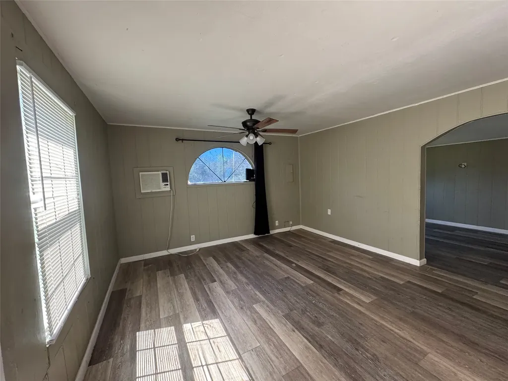 202 W Tarrant Street Cumby TX 75433
