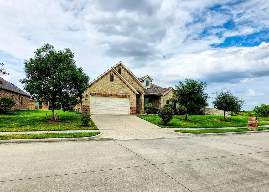 1103 Saint Matthew Circle Royse City TX 75189