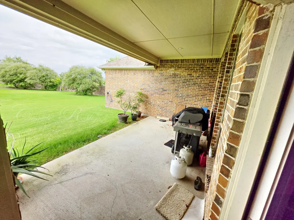 1103 Saint Matthew Circle Royse City TX 75189
