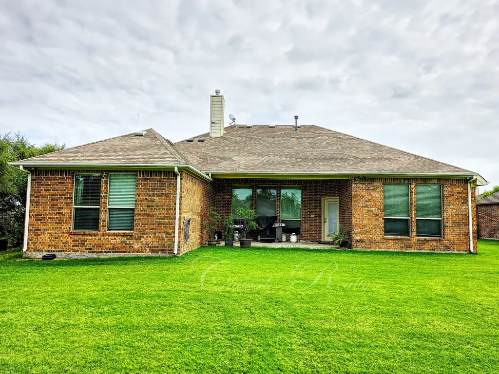 1103 Saint Matthew Circle Royse City TX 75189