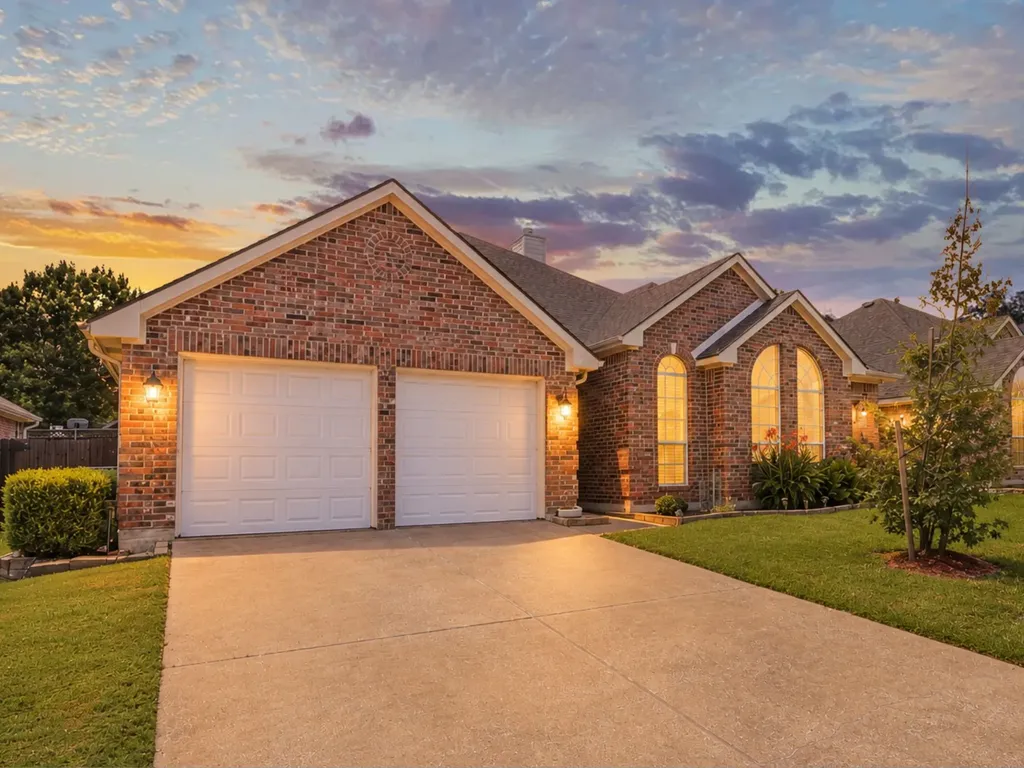 2109 Golden Arrow Drive Flower Mound TX 75028