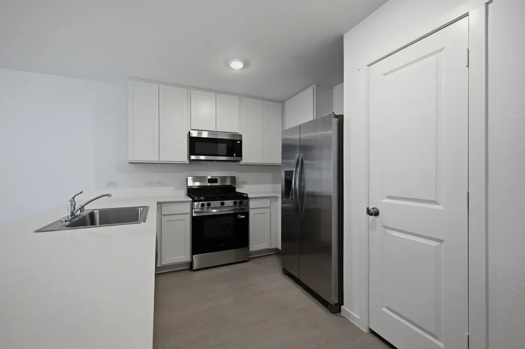 2141 Jesse James Lane Joshua TX 76058