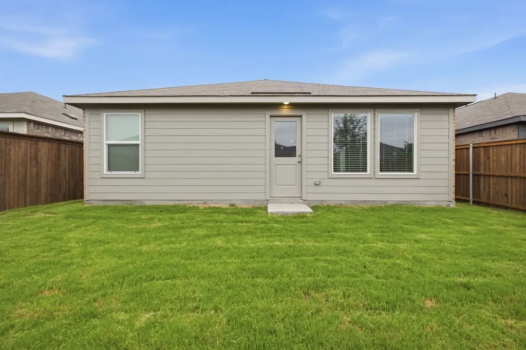 2141 Jesse James Lane Joshua TX 76058