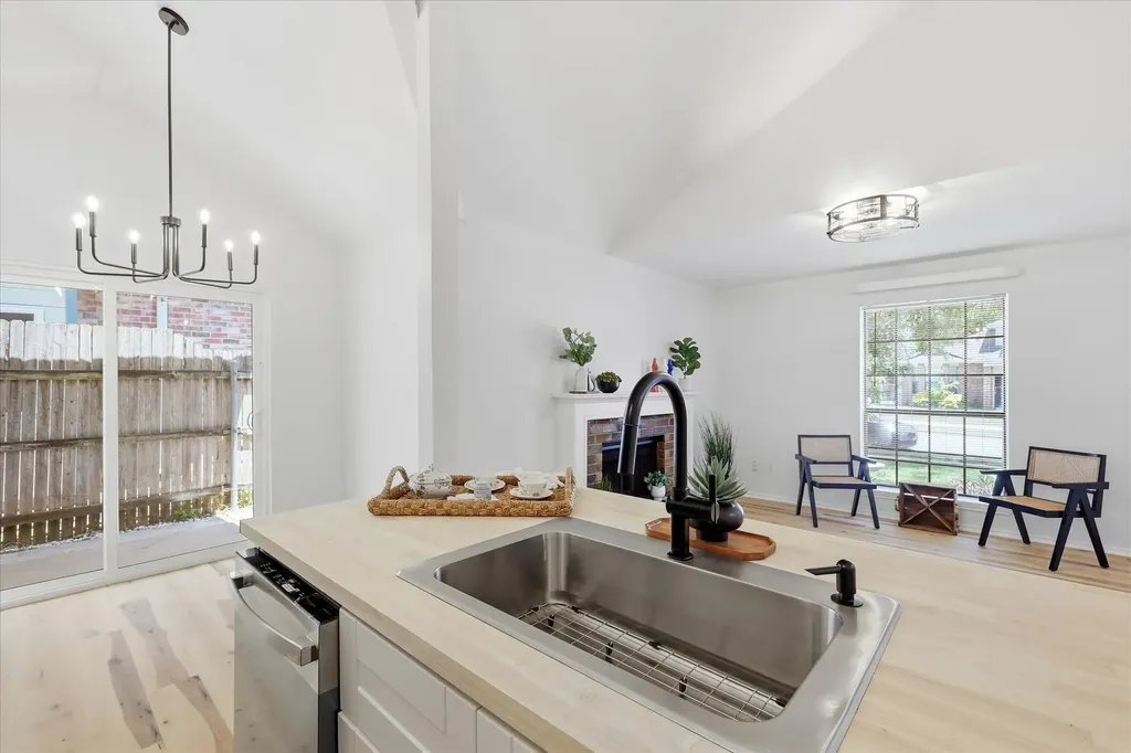 209 Rodeo Drive Keller TX 76248