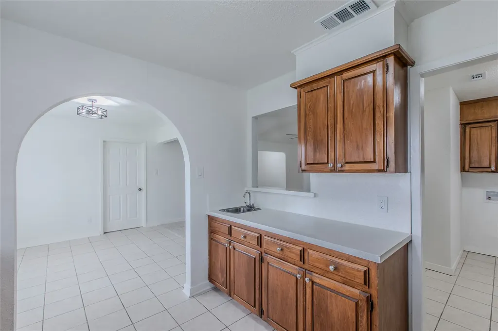 1311 Glenhaven Drive Cleburne TX 76033
