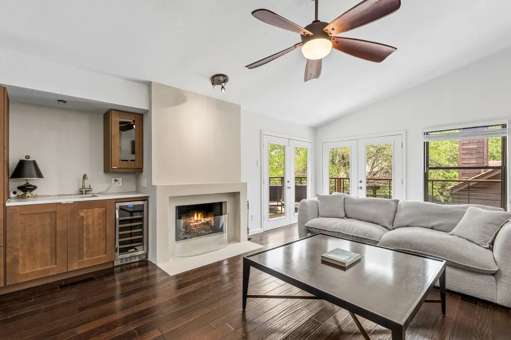6124 Summer Creek Circle Dallas TX 75231