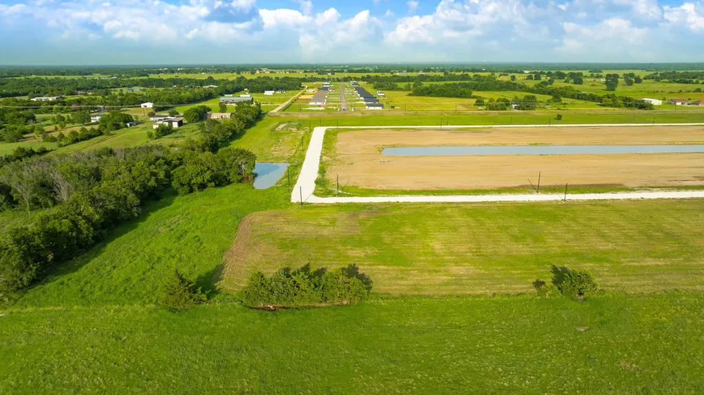 351 Private Road 34026 Brookston TX 75421