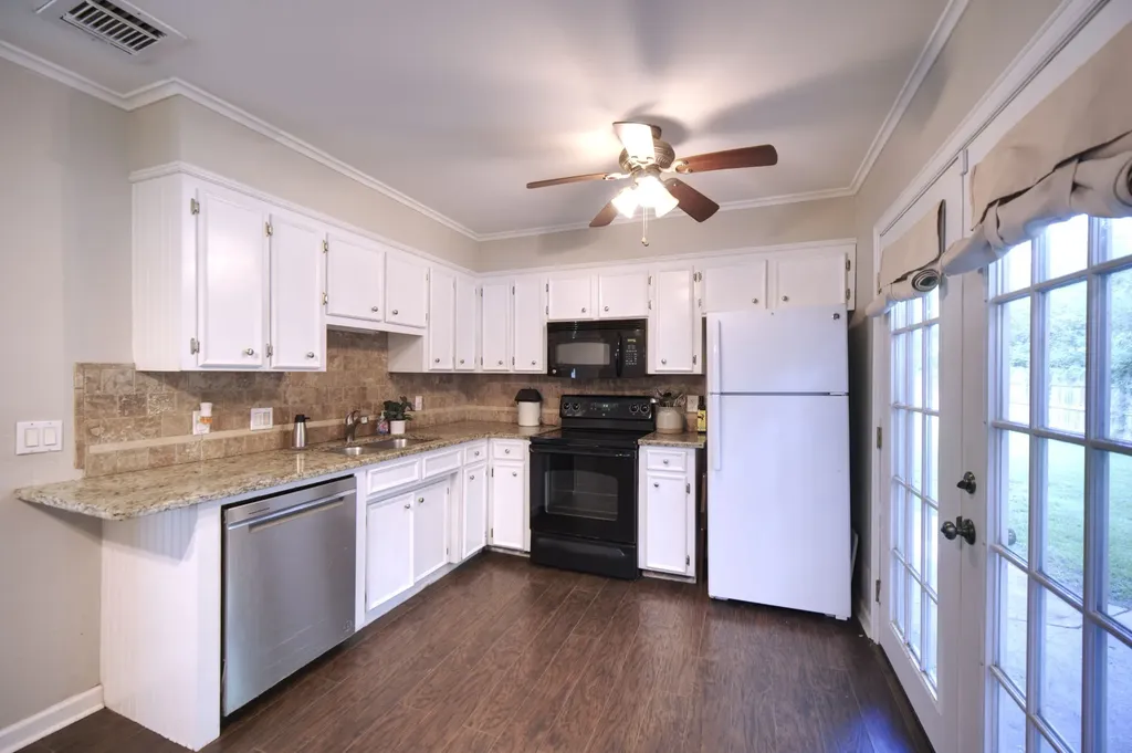 4816 General Bragg Drive Bossier City LA 71112