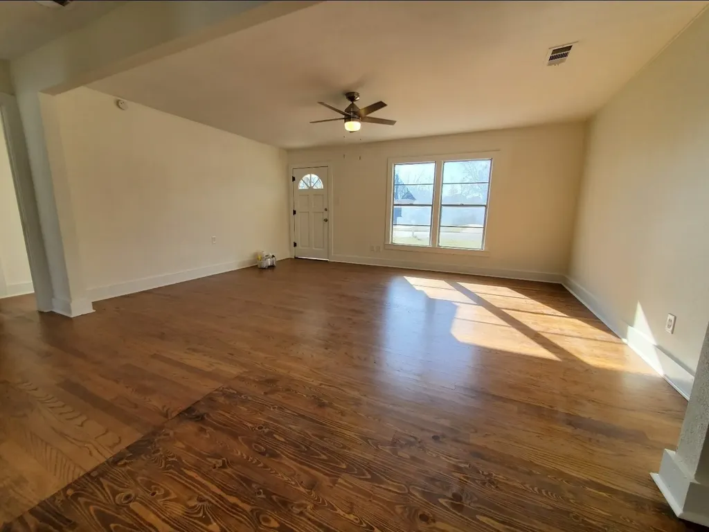 2421 Loy Lake Road Denison TX 75020