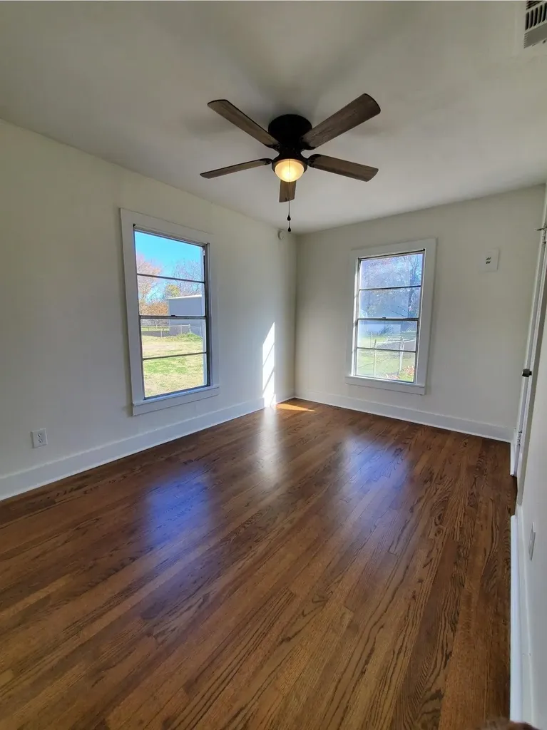 2421 Loy Lake Road Denison TX 75020