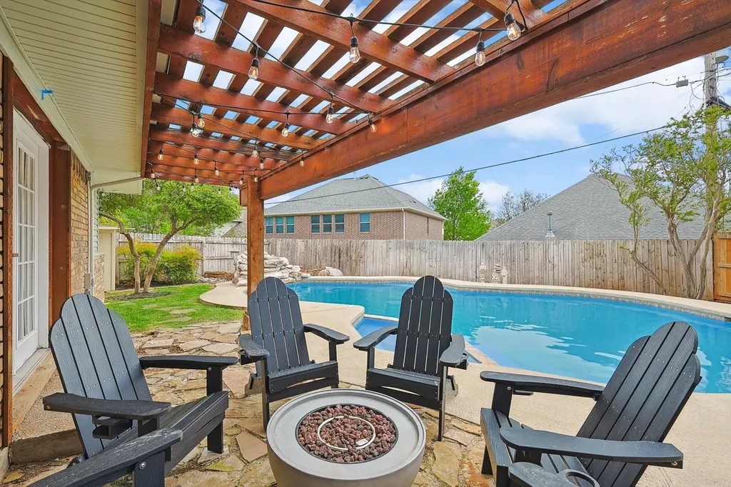 1208 Mayleaf Drive Irving TX 75060