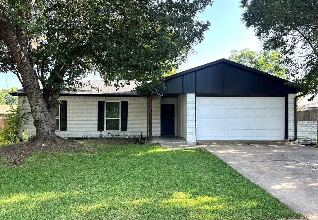 1809 Pilot Way Garland TX 75040