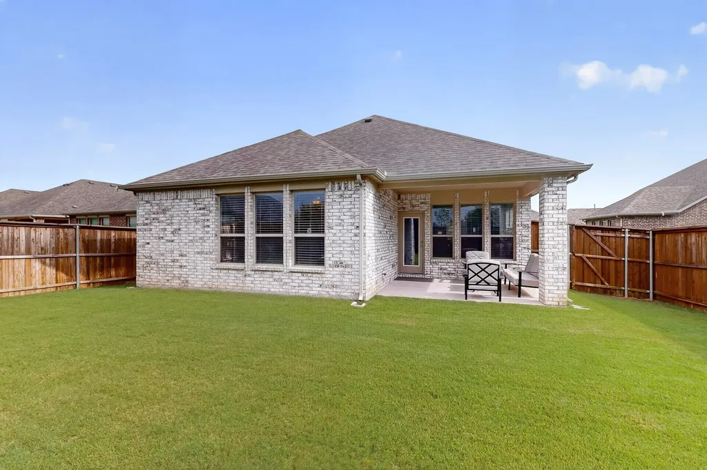 1635 Sweetwater Way Celina TX 75009