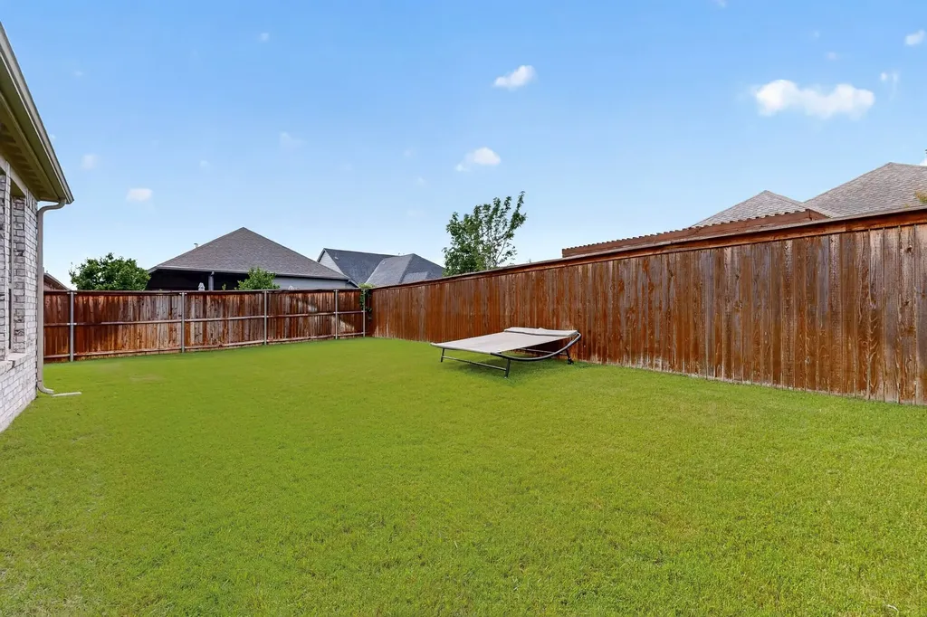 1635 Sweetwater Way Celina TX 75009