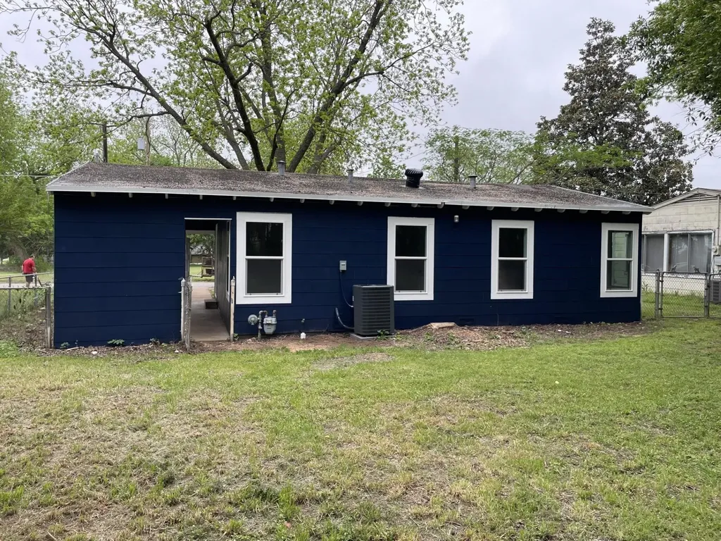 513 W Florence Street Denison TX 75020