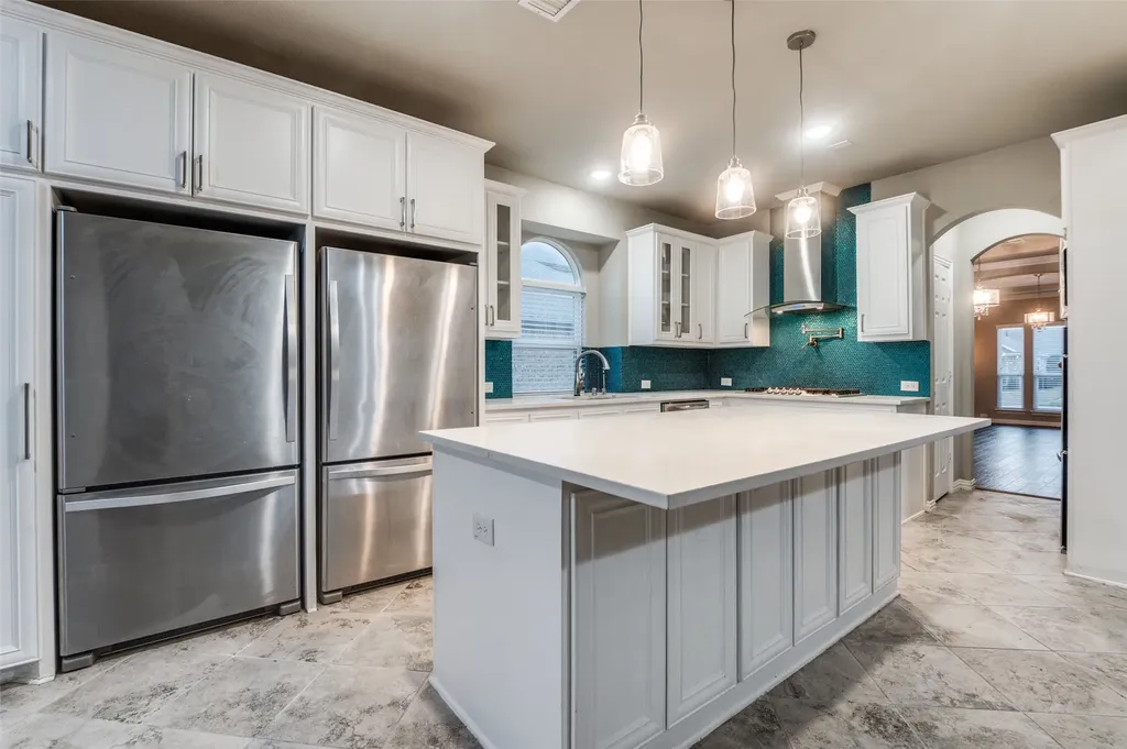 2610 S Anson Road Glenn Heights TX 75154