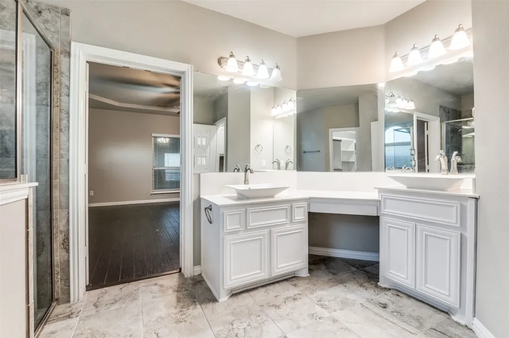 2610 S Anson Road Glenn Heights TX 75154