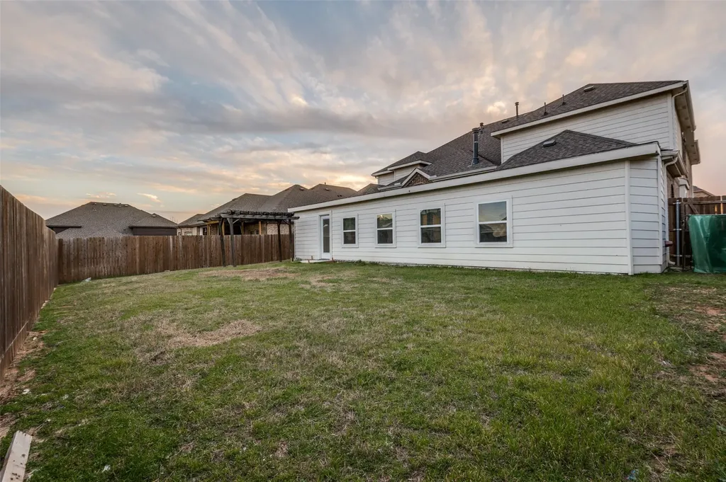 2610 S Anson Road Glenn Heights TX 75154