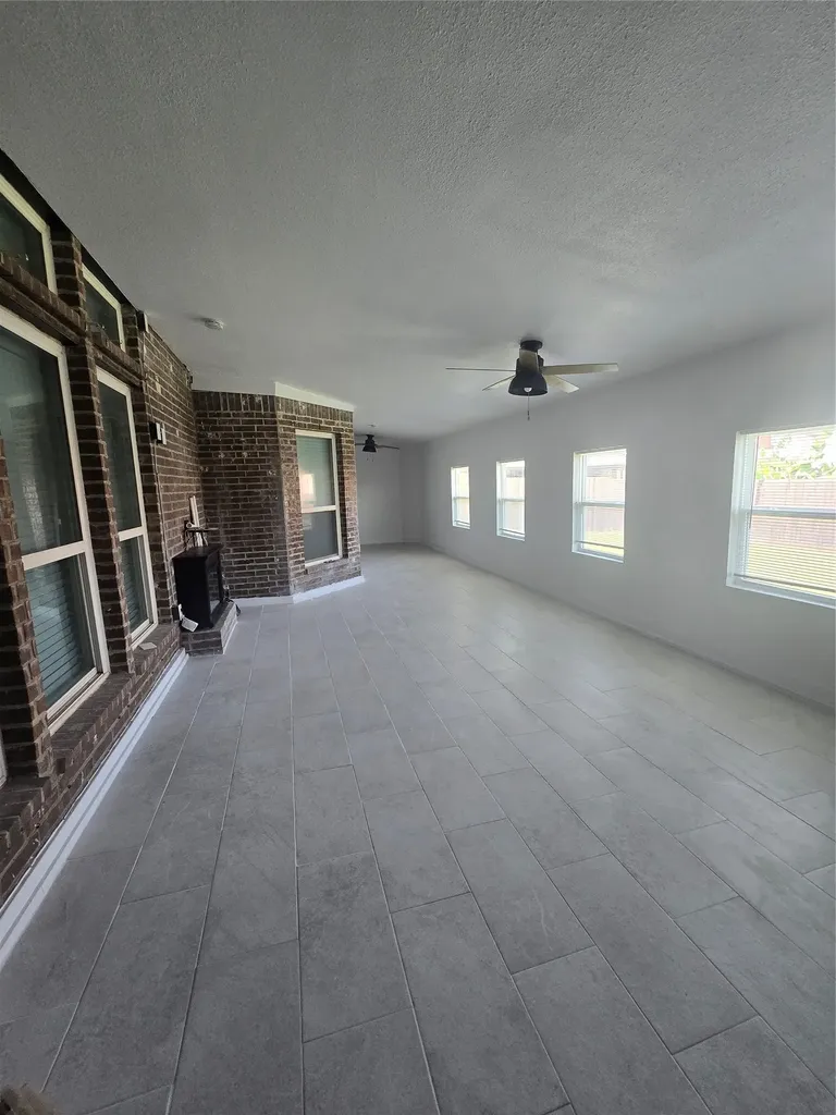 2610 S Anson Road Glenn Heights TX 75154