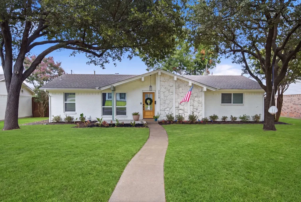 2028 Cap Rock Drive Richardson TX 75080
