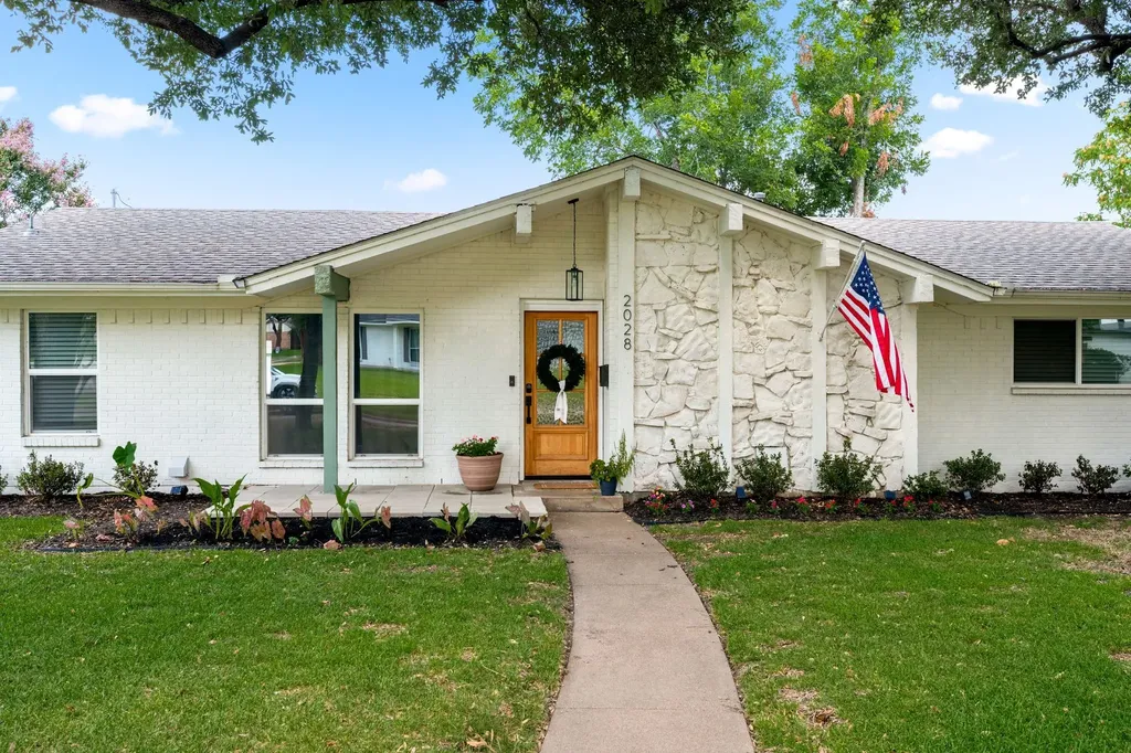 2028 Cap Rock Drive Richardson TX 75080