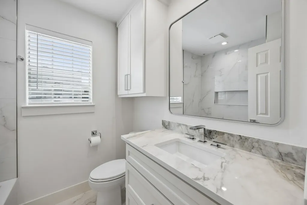 4729 Bradford Drive Dallas TX 75219