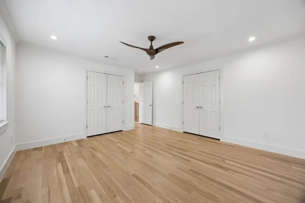 4729 Bradford Drive Dallas TX 75219