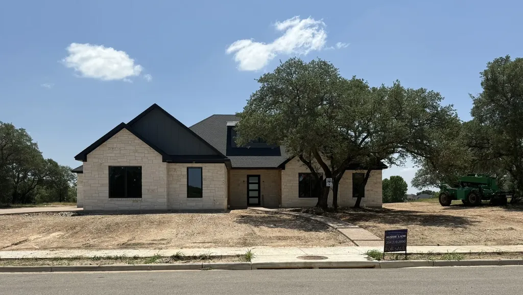 8105 Spicewood Springs Road Waco TX 76633