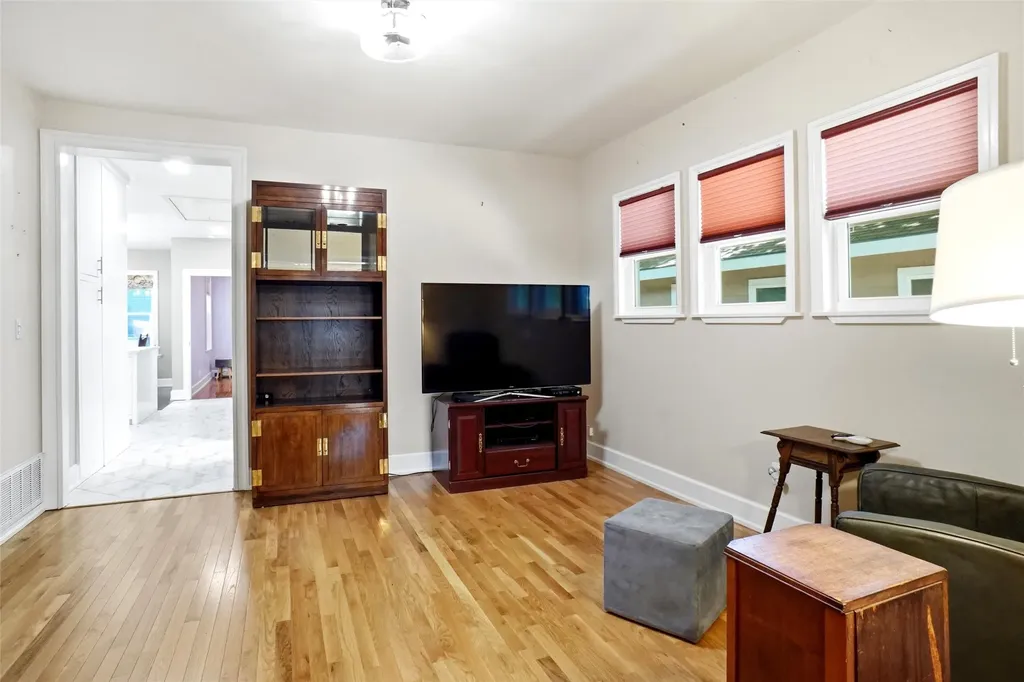 2306 Western Avenue Fort Worth TX 76107