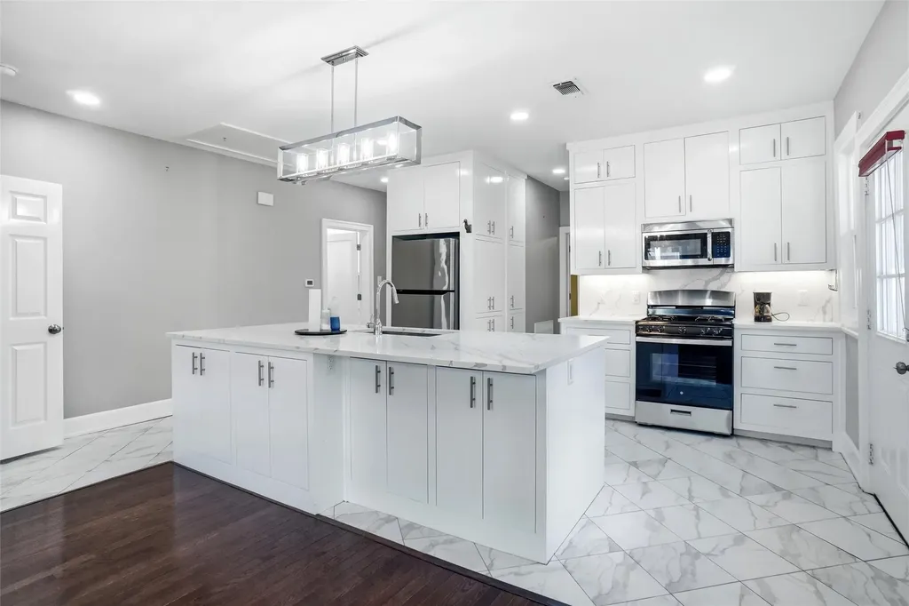 2306 Western Avenue Fort Worth TX 76107