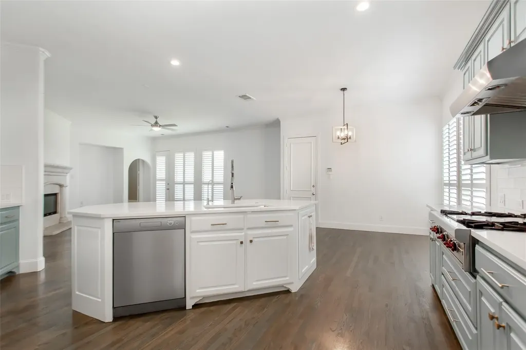 921 Pine Burst Drive Allen TX 75013