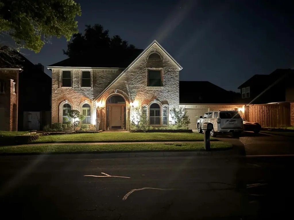 2902 Redstone Drive Arlington TX 76001