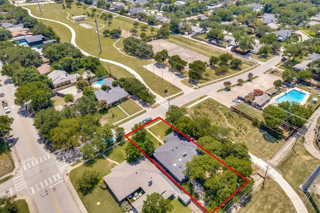 3469 Townsend Drive Dallas TX 75229