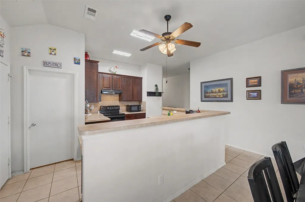 9225 Comanche Ridge Drive Fort Worth TX 76131